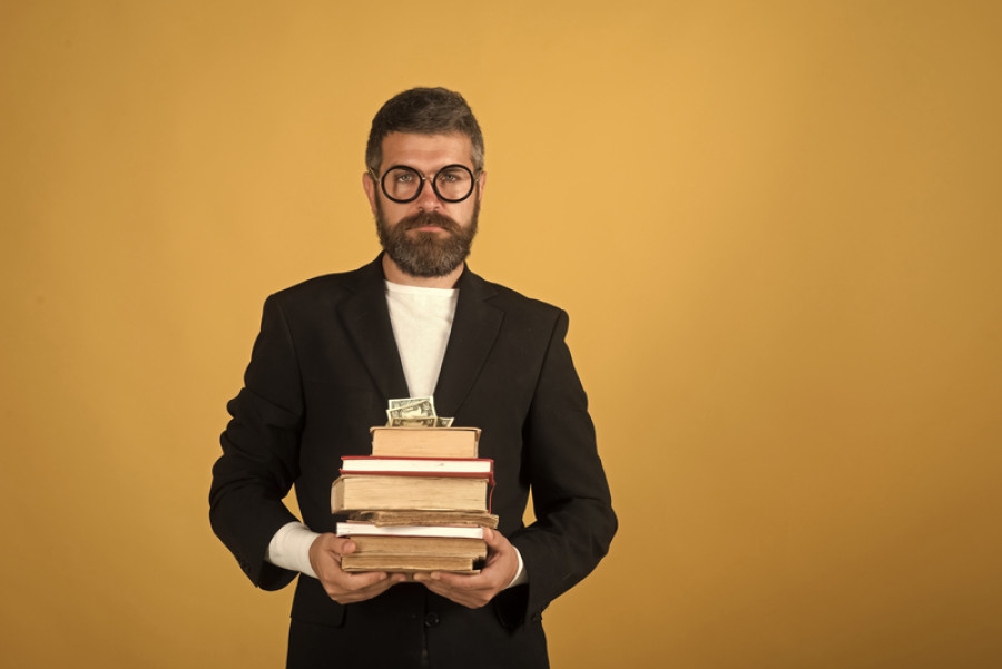 Cărțile lor şi banii mei: sugestii pentru cum să investim în cărți